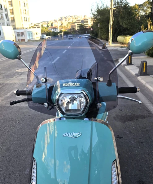 MOTOCAM Skyjet Bellina Ön Cam 2024-2025 Model 37cm Füme Renkli 4mm APARATSIZDIR ürün görseli