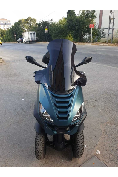 MOTOCAM Peugeot Metropolis 400 Siperlik Ön Cam 2021-2025 Model 68cm Siyah Renkli 4mm ürün görseli