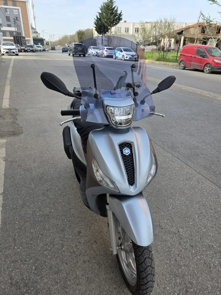 MOTOCAM Piaggio Medley S 150 Ön Cam 2021-2025 Model 54cm Füme Renkli APARATSIZDIR - Resim 2