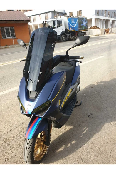 MOTOCAM RKS Vieste 249 Siperlik Ön Cam 2022-2025 Model 75cm Siyah Renkli 4mm UZUN CAM - Resim 2