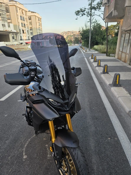 MOTOCAM Yamaha Tracer 900 Siperlik Ön Cam 2023-2025 Model 61cm Siyah Renkli 4mm - Resim 2