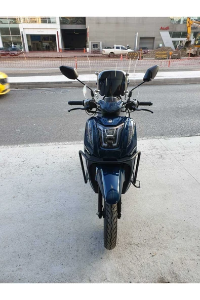 MOTOCAM Yuki Gentle 50 110 Siperlik Ön Cam 2025 Model 44cm Şeffaf Renkli 4mm APARATSIZDIR ürün görseli