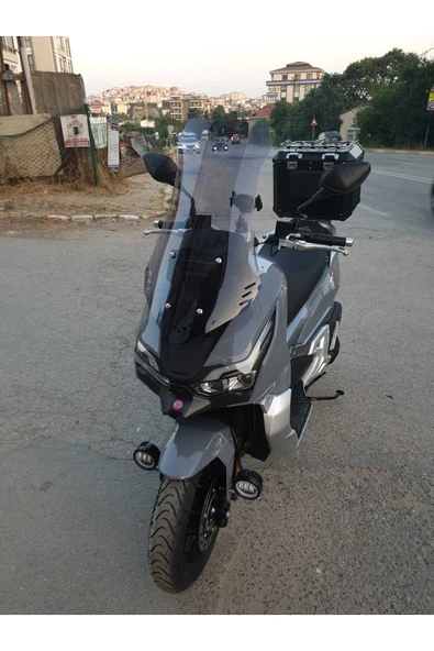 MOTOCAM RKS Freccia 150 Siperlik Ön Cam 2022-2025 Model 65cm Füme Renkli 4mm ORTA BOYLU CAM - Resim 3