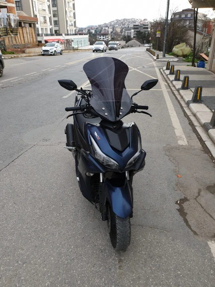 MOTOCAM RKS Arome 125 Siperlik Ön Cam 2023-2025 Model 54cm Siyah Renkli Sportif Model - Resim 2