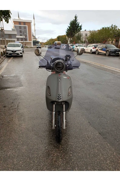 MOTOCAM RKS Pride 125 Siperlik Ön Cam 2023-2025 Model 39cm Füme Renkli 4mm APARATSIZDIR ürün görseli