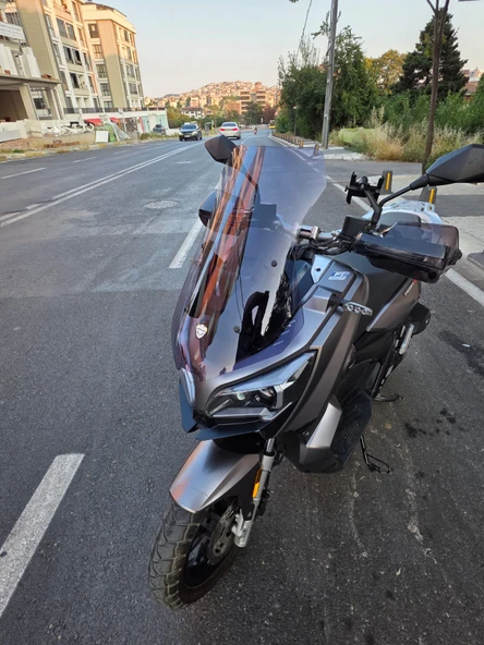 MOTOCAM RKS Reale 125 Siperlik Ön Cam 2023-2025 Model 55cm Füme Renkli 4mm KISA SPOR CAM - Resim 3