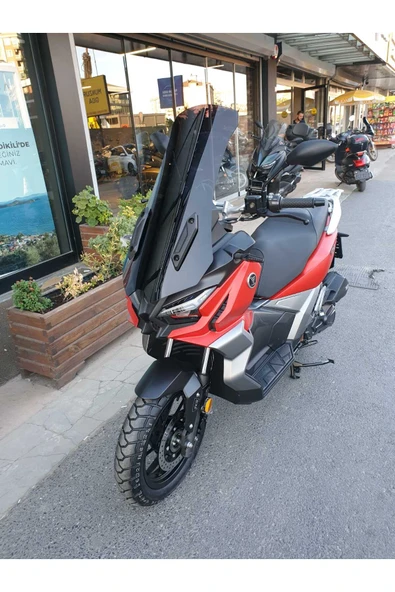 MOTOCAM Voge SR1 ADV Siperlik Ön Cam 2023-2025 Model 71cm Siyah Renkli 4mm - Resim 3