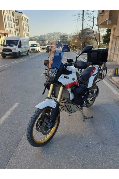 MOTOCAM Yamaha Tenere Rall 700 Siperlik Ön Cam 2019-2025 Model 39cm Füme Renkli 4mm - 3