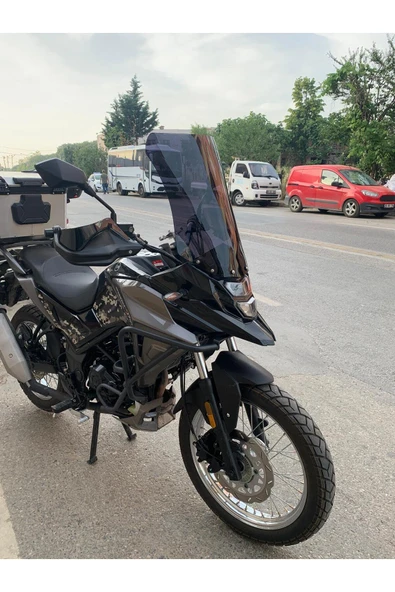 MOTOCAM SYM NHT 200 Siperlik Ön Cam 2023-2025 Model 50cm Siyah Renkli 4mm - Resim 3