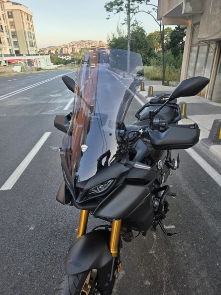 MOTOCAM Yamaha Tracer 900 Siperlik Ön Cam 2023-2025 Model 61cm Füme Renkli 4mm - Resim 3