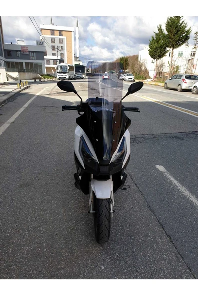 MOTOCAM Volta Apec Apx7 Siperlik Ön Cam 2025 Model 78cm Füme Renkli 4mm UZUN CAM - 1