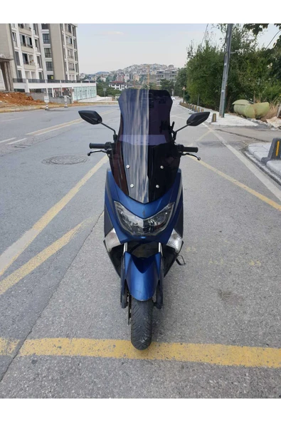 MOTOCAM Yamaha Nmax Siperlik Ön Cam 2015-2020 Model 69cm Siyah Renkli 4mm - 1