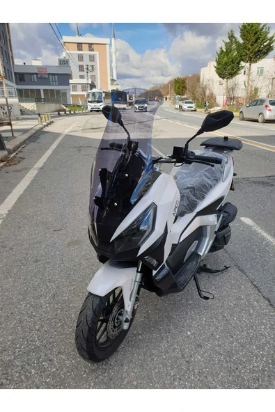 MOTOCAM Volta Apec Apx7 Siperlik Ön Cam 2025 Model 75cm Füme Renkli 4mm UZUN CAM - Resim 2