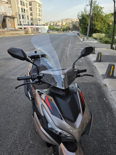 MOTOCAM Yamaha MiO Aerox Siperlik Ön Cam 54cm Şeffaf Renkli 4mm - Resim 2