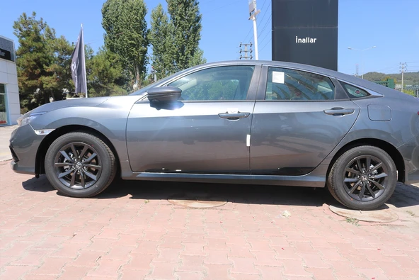 Honda Civic 2016- Yılı ve Sonrası Uyumlu Yan Kapı Alt Çıta 4 Parça - Resim 10