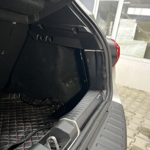 Dacia Sandero 2021- Yılı ve Sonrası Uyumlu Bagaj Koruma Eşiği 4 Parça - Resim 6