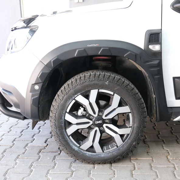 Dacia Duster 2018-2024 Yıl Aralığı Uyumlu Hornet Dodik Set 12 Parça - Resim 11