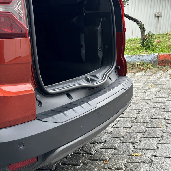 Dacia Jogger 2022- Yılı ve Sonrası Uyumlu Arka Tampon Eşiği Mat - Resim 10