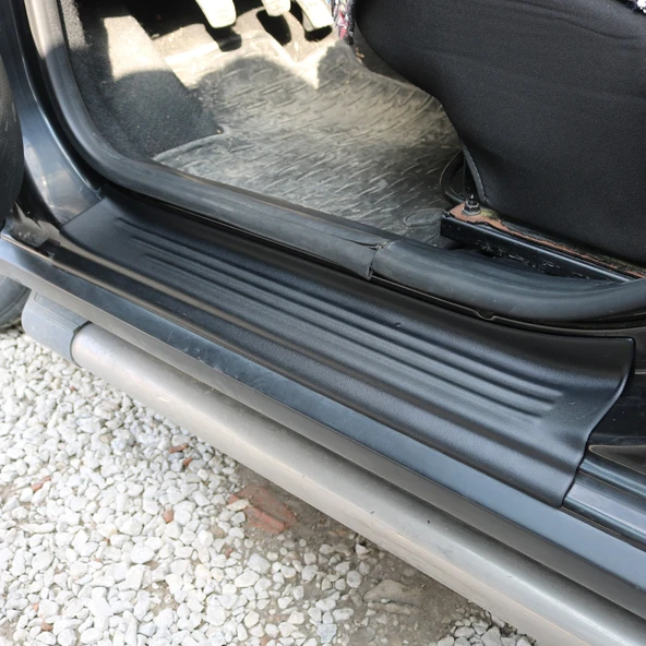 Dacia Sandero 2012-2020 Yıl Aralığı Uyumlu Kapı Eşiği 4 Parça - 3