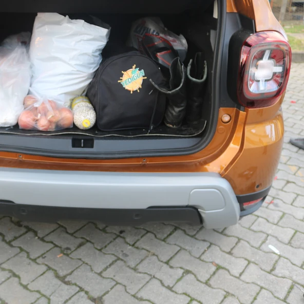 Dacia Duster 2018-2024 Yıl Aralığı Uyumlu Arka Tampon U Difüzör - Resim 4