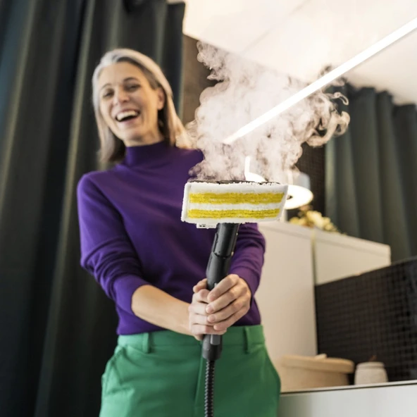 Karcher SC 3 Deluxe Anniversaary Edition 3.5 Bar 1900 W Buharlı Temizlik Makinesi - Siyah - 7