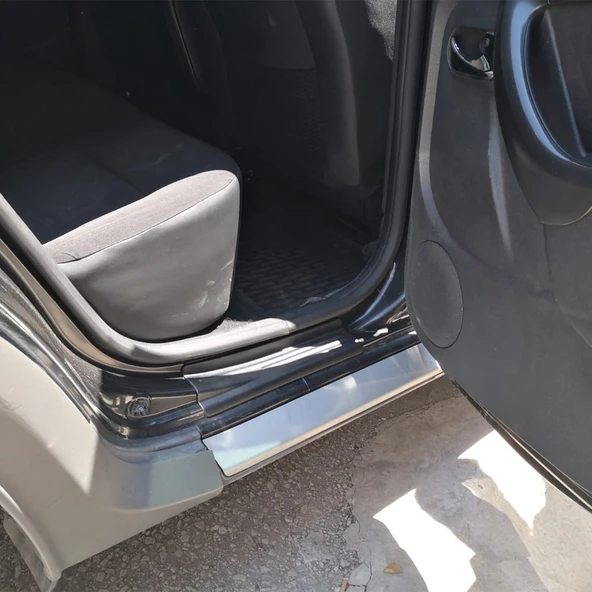 Dacia Duster 2010-2017 Yıl Aralığı Uyumlu Kapı Eşiği 4 Parça - Resim 7