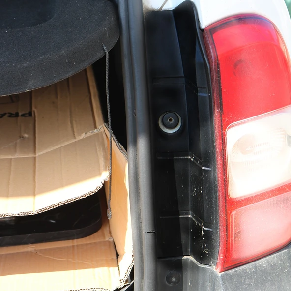 Dacia Duster 2010-2017 Yıl Aralığı Uyumlu Bagaj Koruma Eşiği 3 Parça - Resim 8