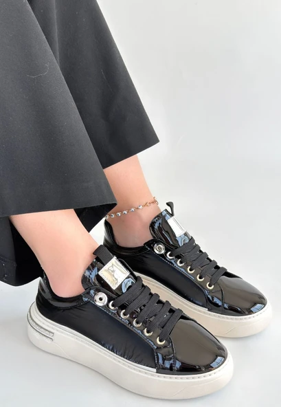 Hley Siyah Rugan Paraşüt Detaylı Bağcıklı Spor Ayakkabı ürün görseli 1