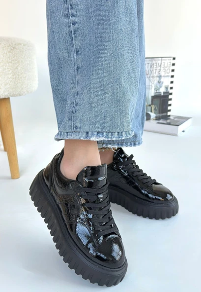 Gesti Siyah Rugan Bağcıklı Spor Ayakkabı - 3