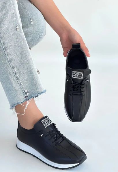 Monya Siyah Cilt Bağcıklı Spor Ayakkabı - Resim 3
