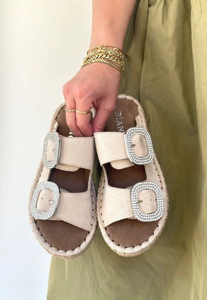 Hertas Bej Nubuk Tokalı Terlik ürün görseli