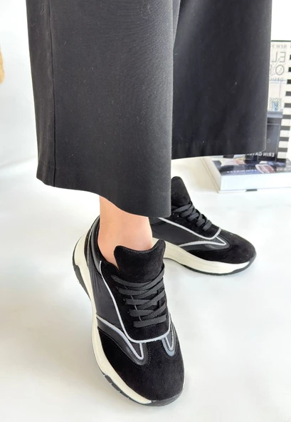 Mark Siyah Cilt Bağcıklı Spor Ayakkabı