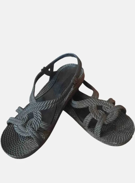 Kaydırmaz Plastik Sandalet