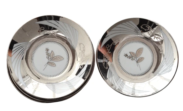 Boya Defolu Porselen 6 Kişilik Gümüş Renkli Yaldızlı Yaprak Desenli Çay Tabağı - 3