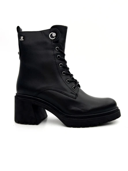 Venüs 2552502 Kadın Hakiki Deri Kalın Topuk Bağcıklı Kısa Bot