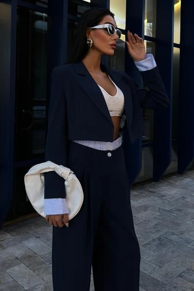 Garni Detaylı Crop Ceketli Takım 10075 - 4