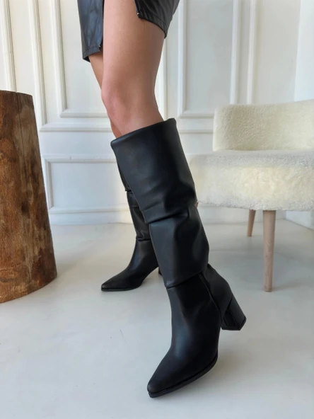 BİÇOMİ Pitay Siyah Cilt Topuklu Çizme ürün görseli