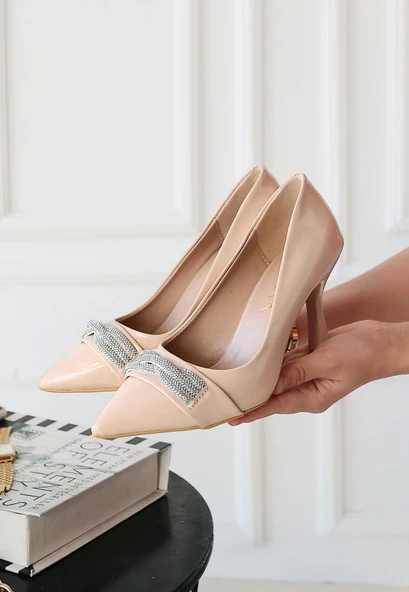 BİÇOMİ Jexi Bej Rugan Topuklu Ayakkabı ürün görseli