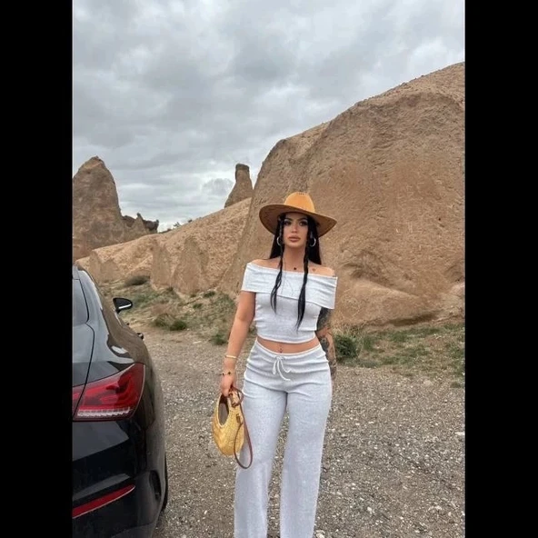 BİÇOMİ Madonna yaka bol paça pantolonlu takım - Resim 4