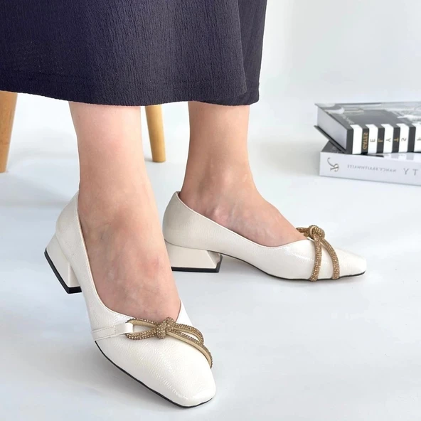 BİÇOMİ Estay Ten Rugan Topuklu Ayakkabı - Resim 4