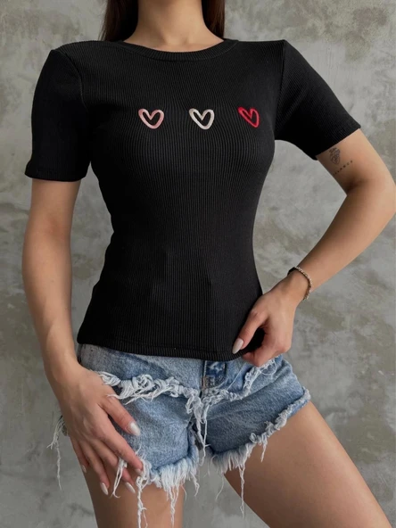 BİÇOMİ Üçlü kalp nakışlı bluz - Resim 2