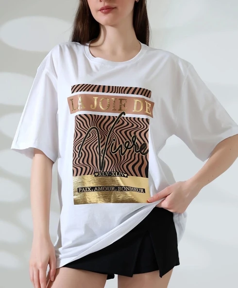 BİÇOMİ Varak çizgili Oversize tişört ürün görseli