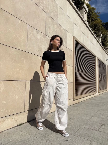 BİÇOMİ Yaka kol garnili ön parçalı bluz - Resim 2