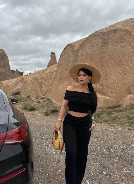 BİÇOMİ Madonna yaka bol paça pantolonlu takım - Resim 5