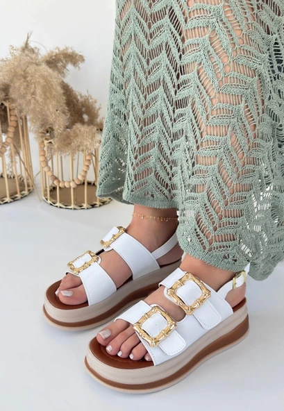 BİÇOMİ Stan Beyaz Cilt Sandalet ürün görseli