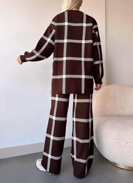 BİÇOMİ Ekoseli triko takım kahvebeyaz - Resim 3