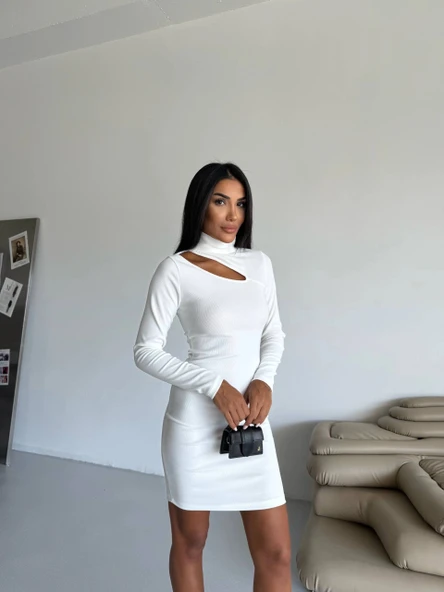 BİÇOMİ Boğazlı gögüs dekolteli elbise beyaz f2333 - Resim 2