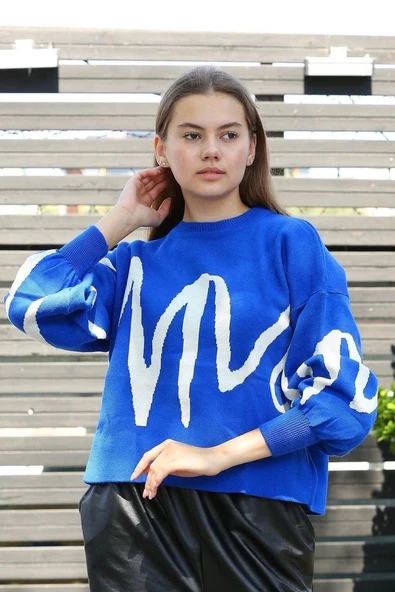 BİÇOMİ Beyaz çizgili bisiklet yaka kazak saksmavisi ürün görseli