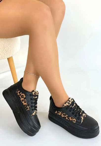BİÇOMİ Lorrin Siyah Cilt Leopar Detaylı Bağcıklı Spor Ayakkabı ürün görseli
