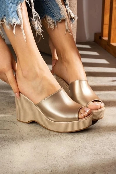 BİÇOMİ Tlay Bej Cilt Dolgu Topuk Terlik - Resim 2